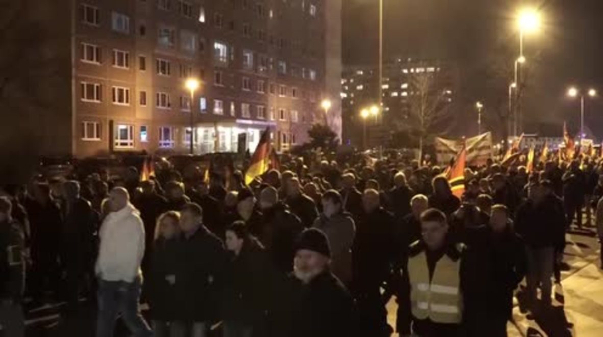 Germany: Hundreds of AfD supporters march against Merkel in Erfurt