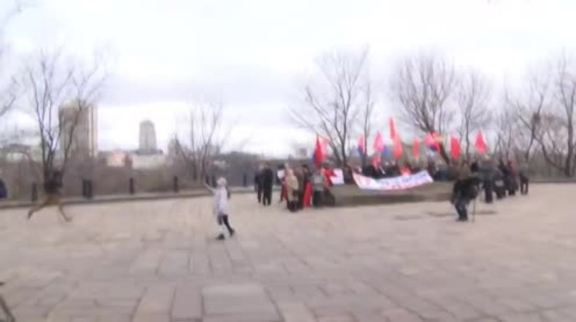 Ukraine: Masked men attack left-wing rally in Kiev