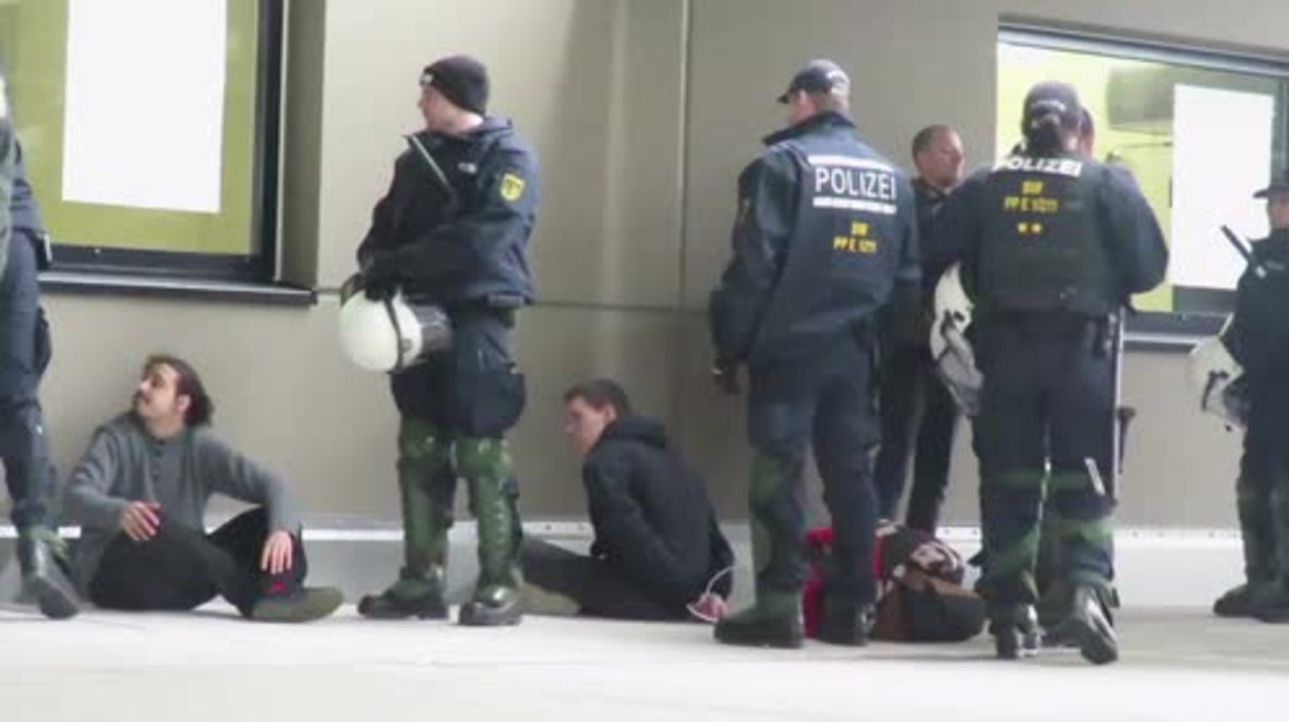 Germany: Police detain antifa at Die Rechte rally in Baden-Wuerttemberg