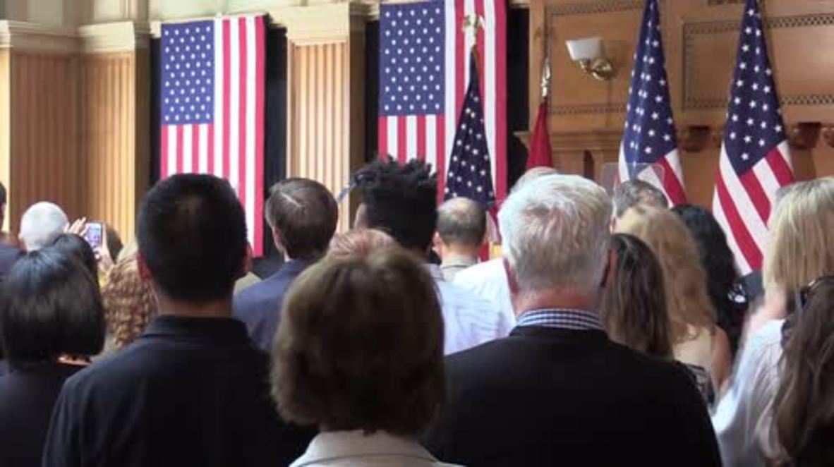 USA: Clinton outlines counterterrorism plan during Stanford speech