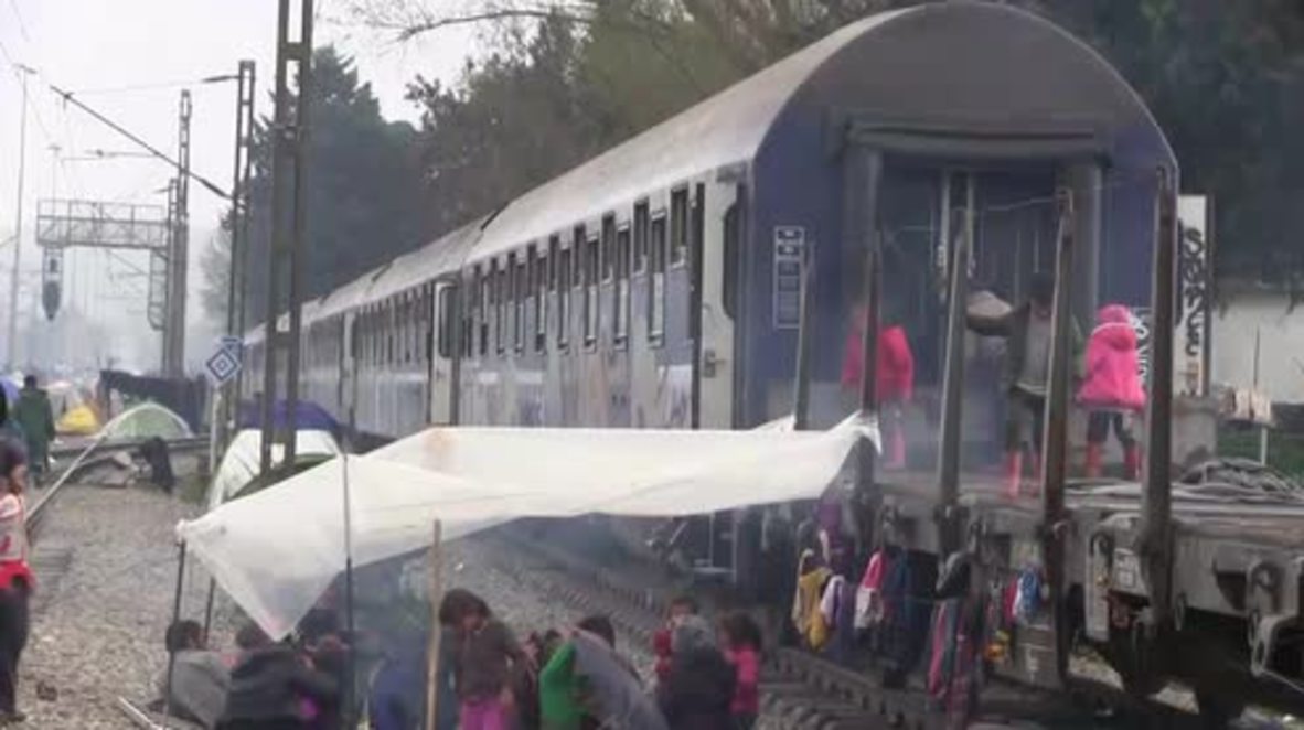 Greece: Old train converted into makeshift accommodation in Idomeni