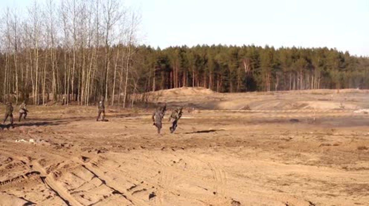 Lithuania: US General Hodges oversees NATO military drills in Rukla