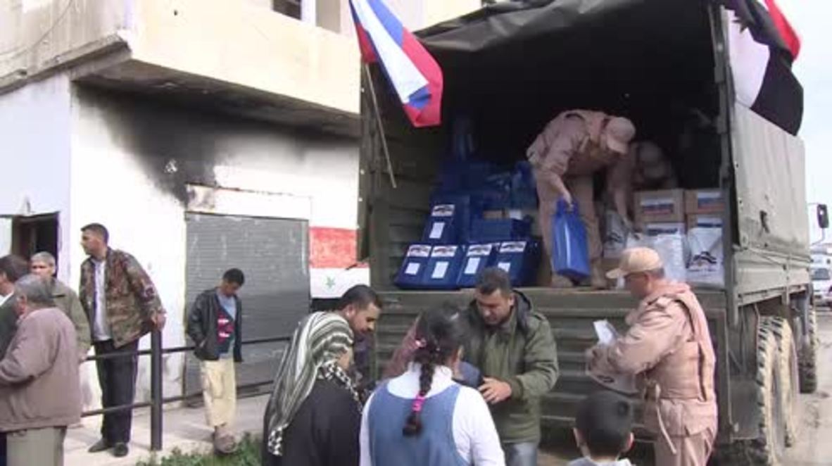 Syria: Russian humanitarian aid delivered to civilians in Homs province