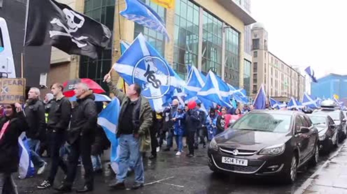 UK: Protesters rally for Scottish independence in Glasgow