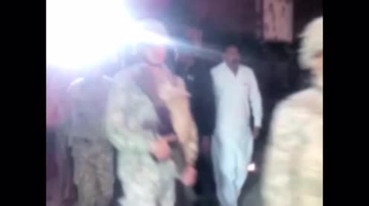 Pakistan: Victims of deadly Lahore bombing rushed to hospital
