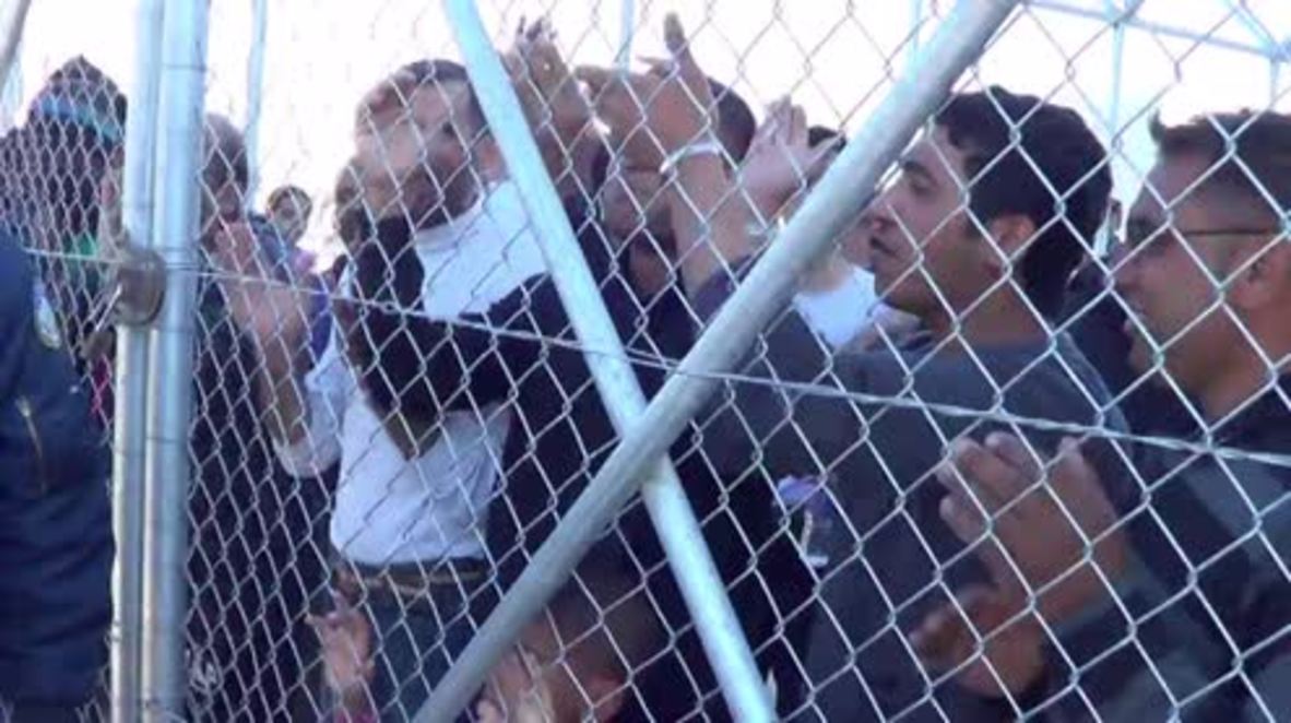Greece: Chios refugees break for ‘freedom’ at hotspot after night of clashes