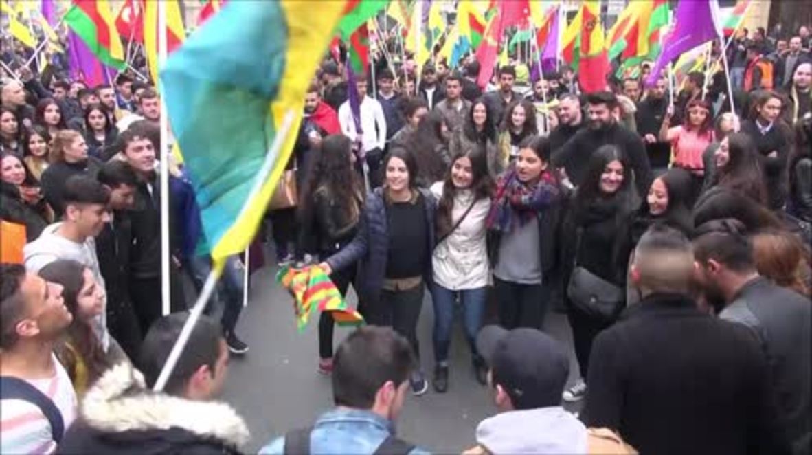 Germany: Thousands of pro-Kurdish activists march through Frankfurt
