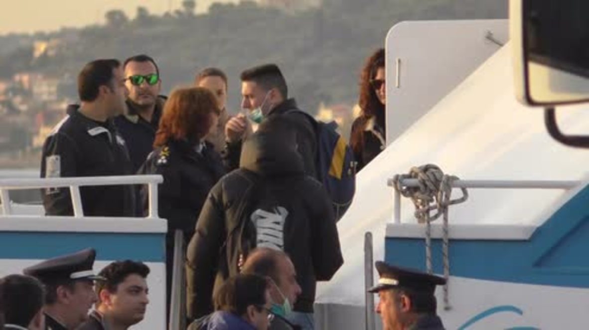 Greece: First refugees deported back to Turkey from Lesbos