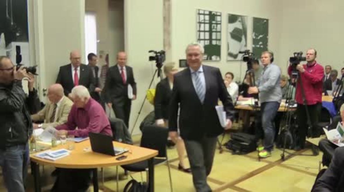 Germany: Bavarian minister warns of 'islamist' threat, enrages reporter by not answering question