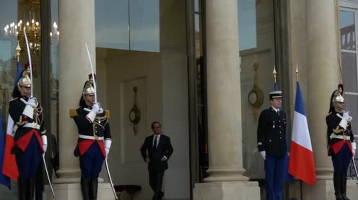 France: Tsipras meets with Hollande for bailout talks