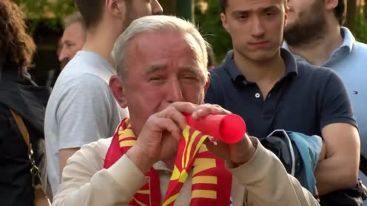 Macedonia: Huge protest march demands Ivanov's resignation