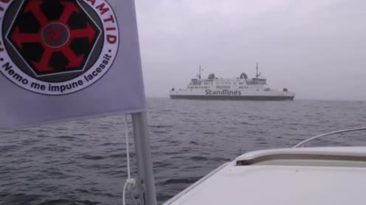 Sweden: Far-right pirates go refugee-hunting on the strait of Oresund