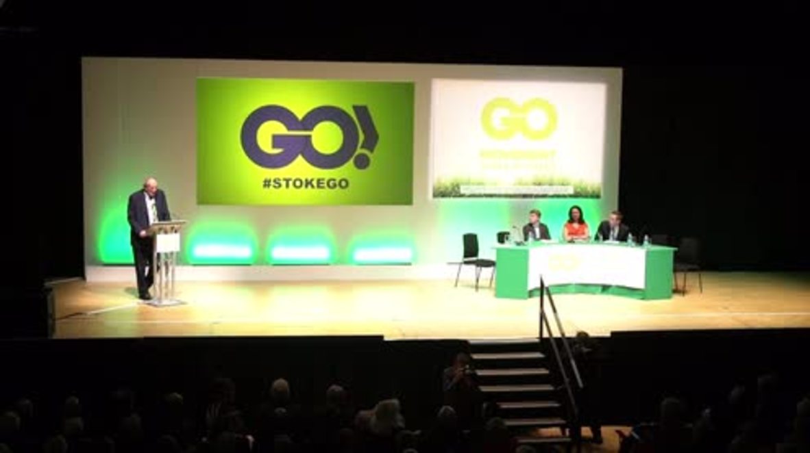 UK: 'We want our country back!' - MP Chris Grayling joins Farage at Brexit rally