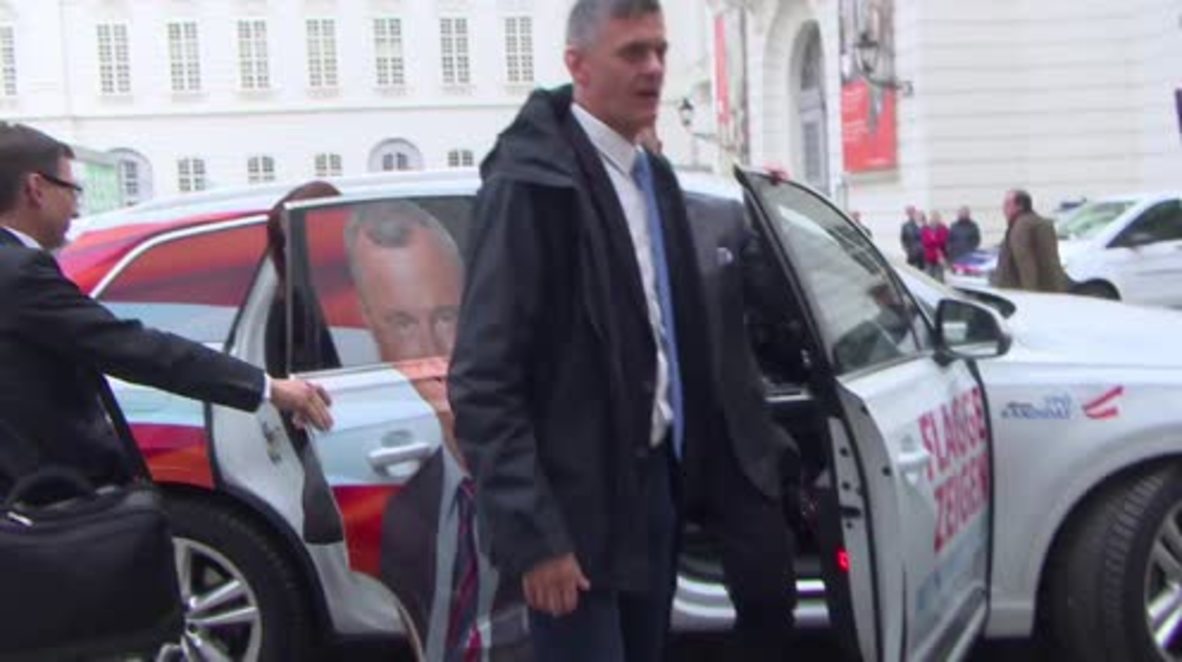 Austria: Freedom Party's Hofer wins first round of presidential elections