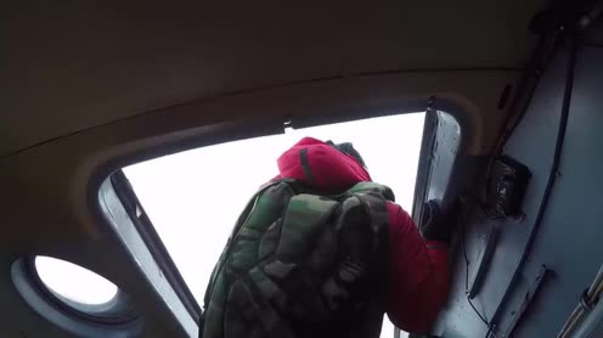 Arctic: Russian skydivers conduct first ever North Pole precision landing *EXCLUSIVE* *PARTNER CONTENT*