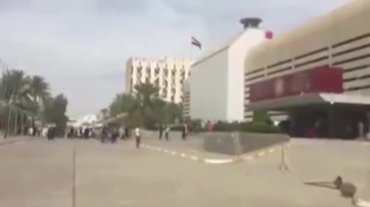 Iraq: Protesters storm and occupy Iraqi Parliament building in Baghdad