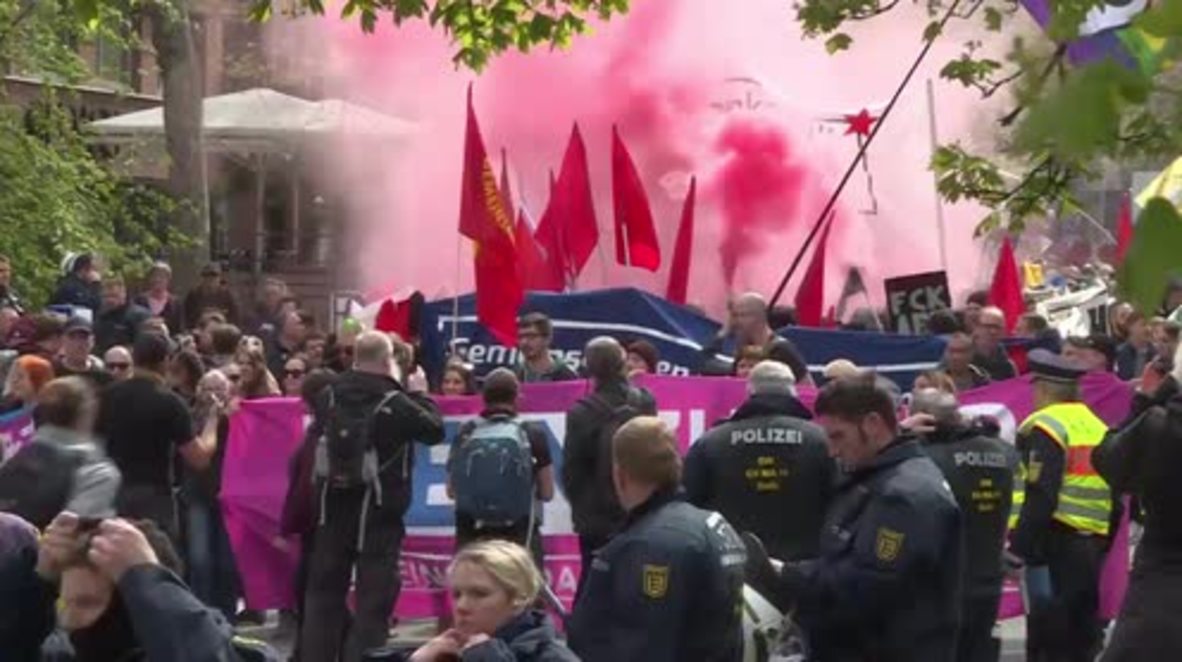Germany: Stuttgart activists march against AfD congress following arrests