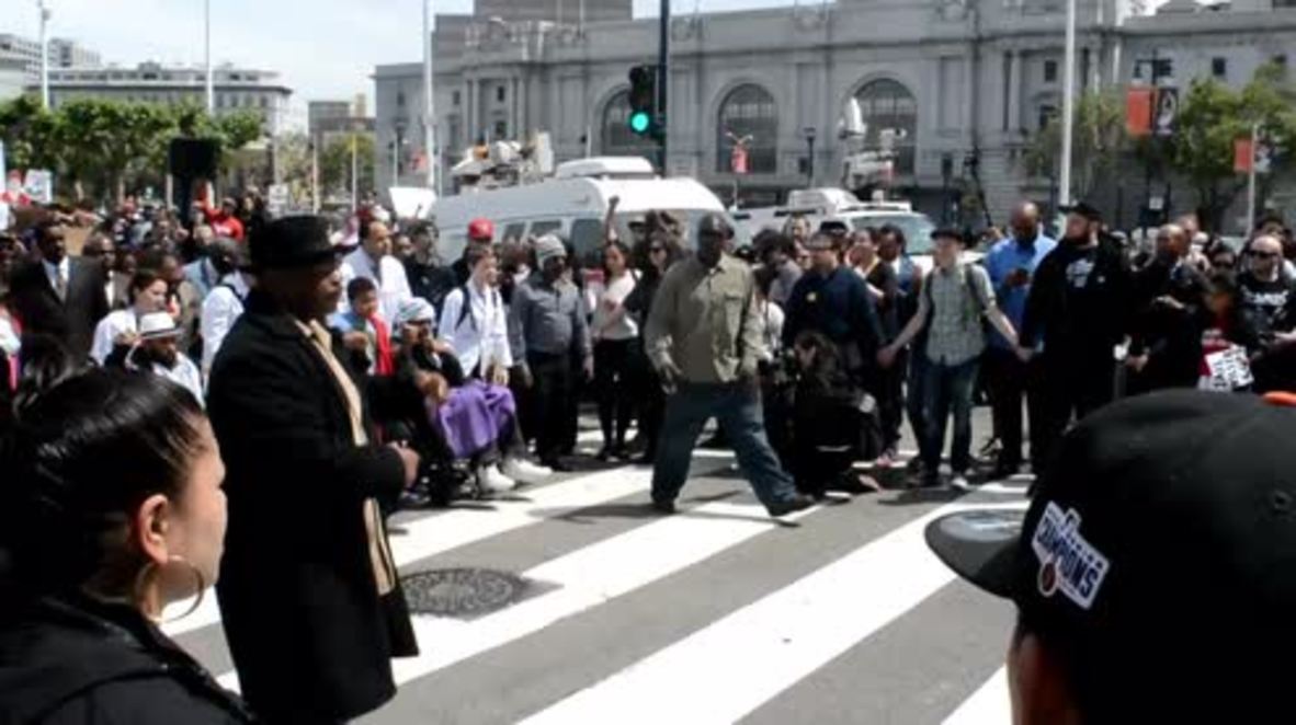 USA: Black Lives Matter hunger strikers take their case to SF City Hall