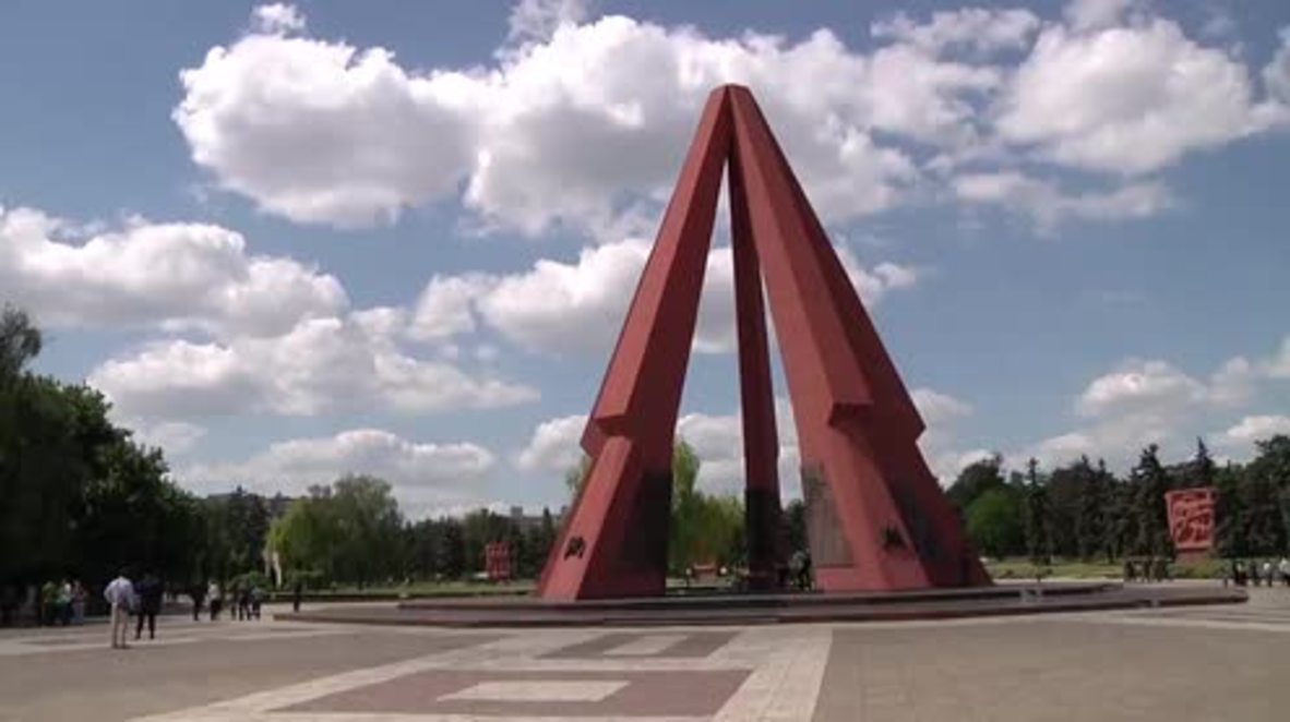Moldova: Thousands commemorate fallen Soviet soldiers of WWII