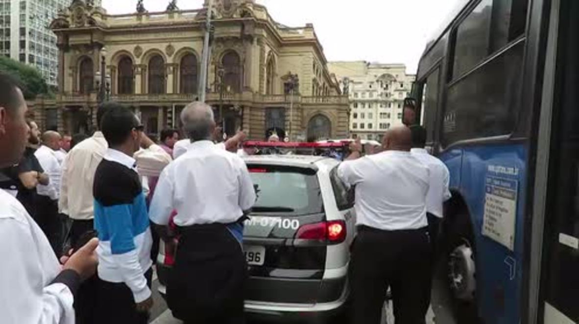 Brazil: Anti-Uber protests erupt as Sao Paulo authorises taxi-app services
