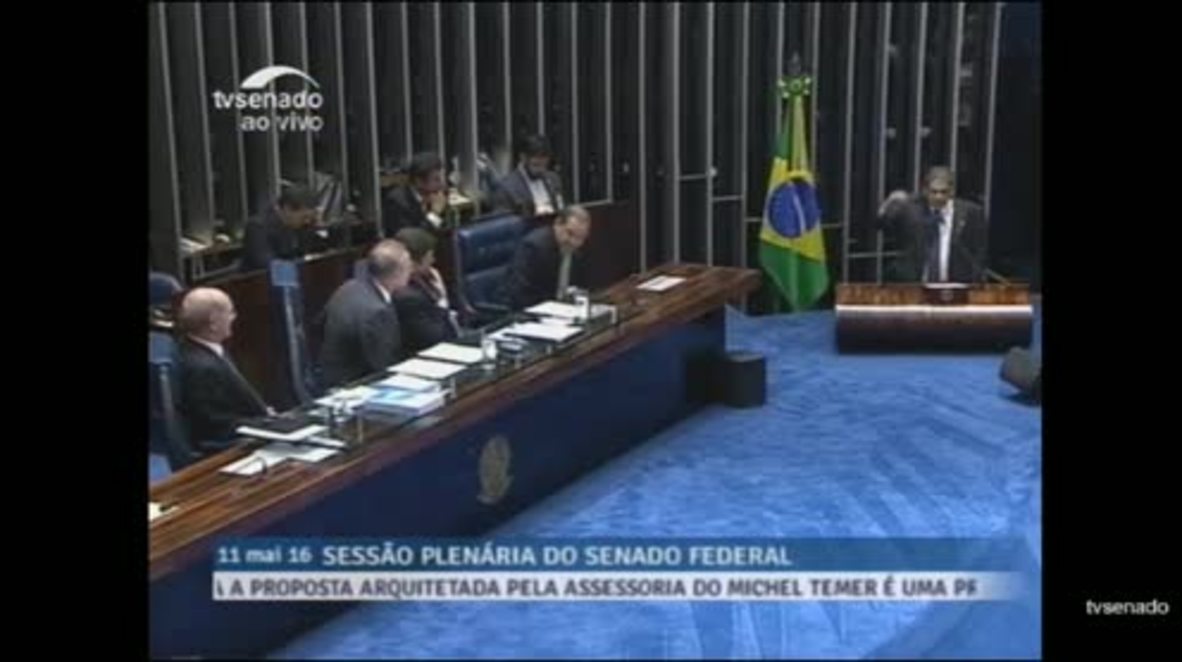 Brazil: Senate Pres. cuts mic on lengthy impeachment speech, senator ploughs on anyway