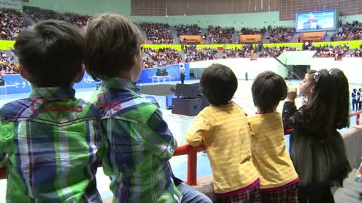 Iran: Double-takes galore as Tehran celebrates Festival of Twins