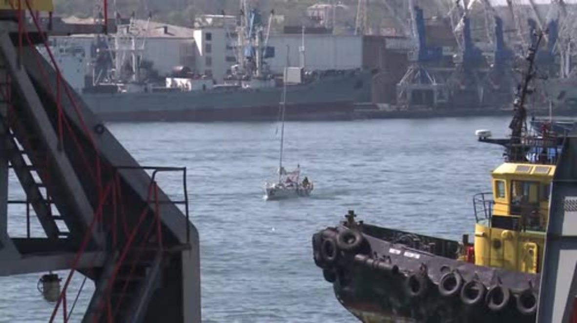 Russia: Yacht and crew detained by North Korea arrive home