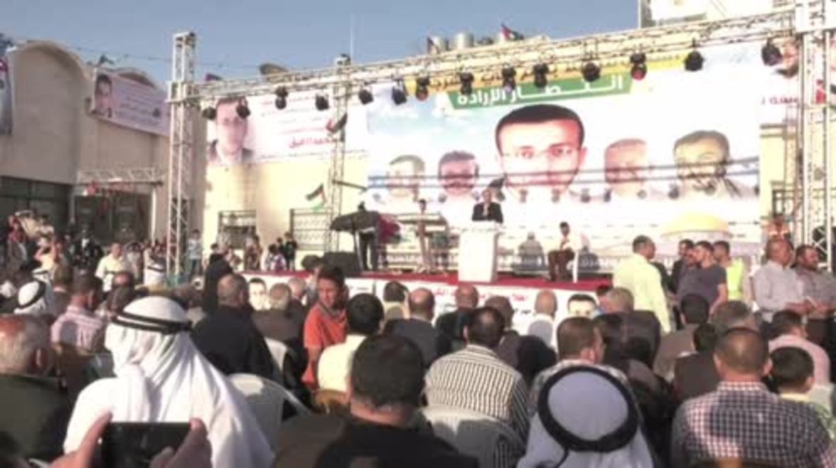 State of Palestine: Freed Palestinian journalist welcomed back with celebrations