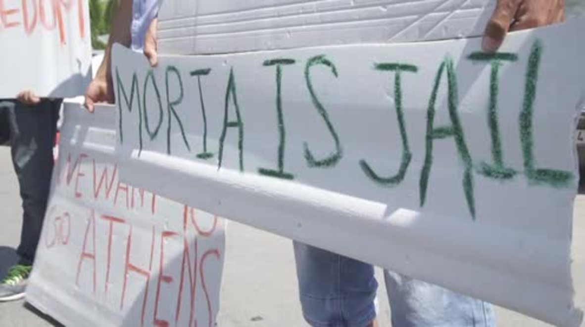 Greece: Refugees from Moria camp stage protest at Mytilene Port