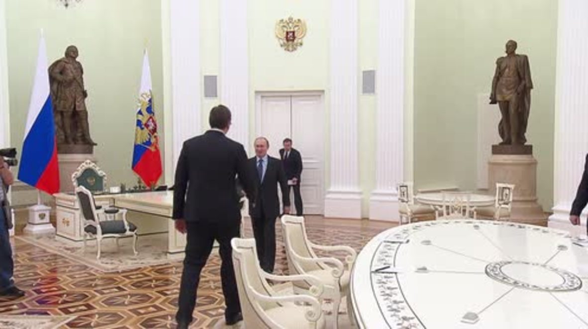 Russia: Putin meets Serbian PM Vucic to discuss bilateral ties