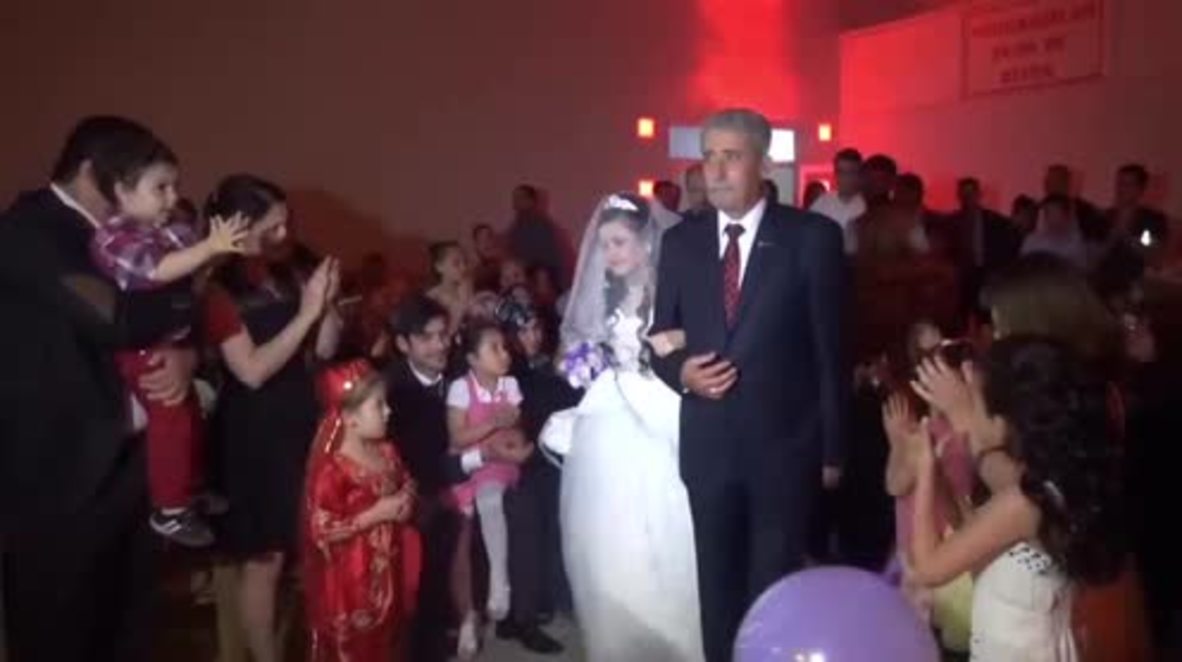 Turkey: Symbolic wedding sees woman with Down syndrome fulfil dream