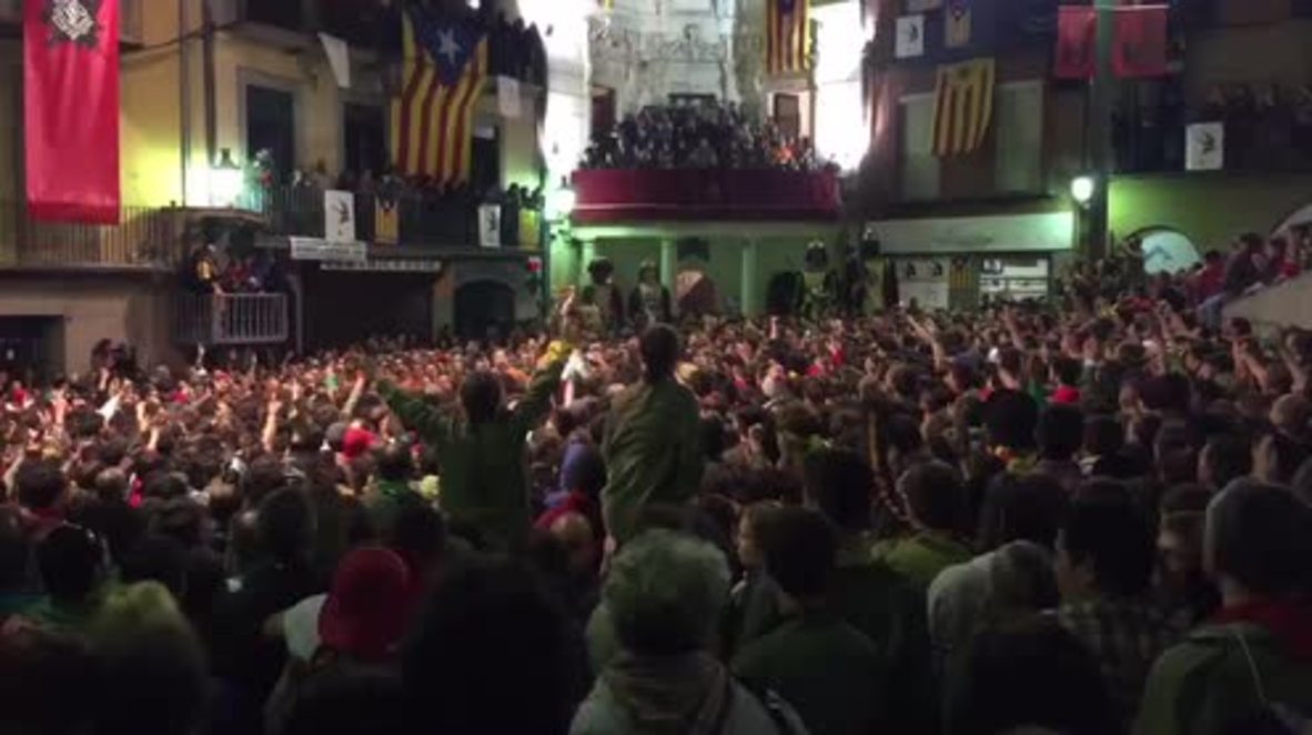 Spain: Catalans celebrate last day of La Patum festival