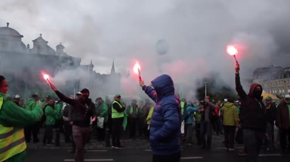 Belgium: Massive public sector demos hit Brussels as transport strikes roll on
