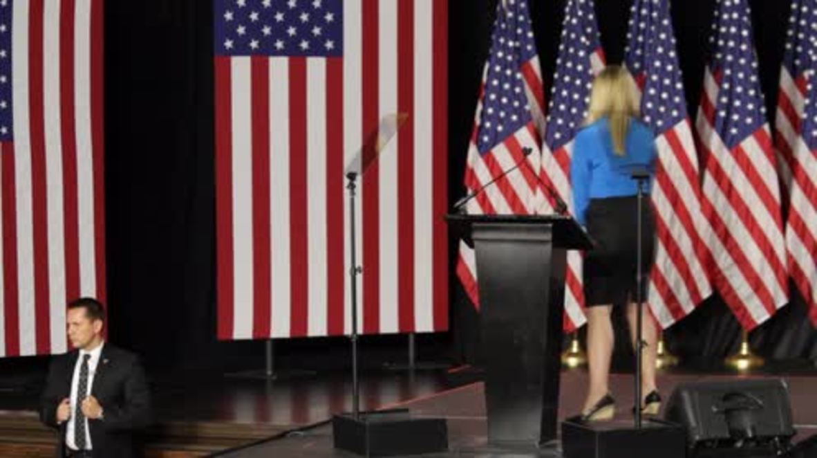USA: Clinton slams 'dangerously incoherent' Trump during national security address