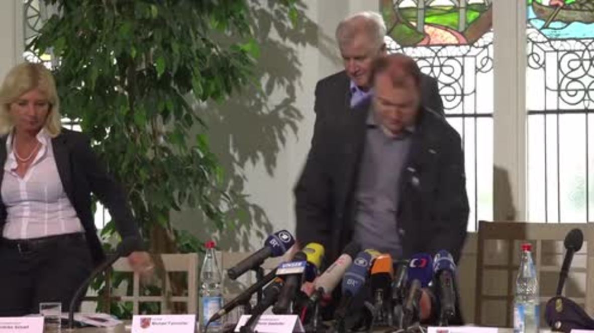 Germany: Seehofer visits Simbach am Inn following deadly floods