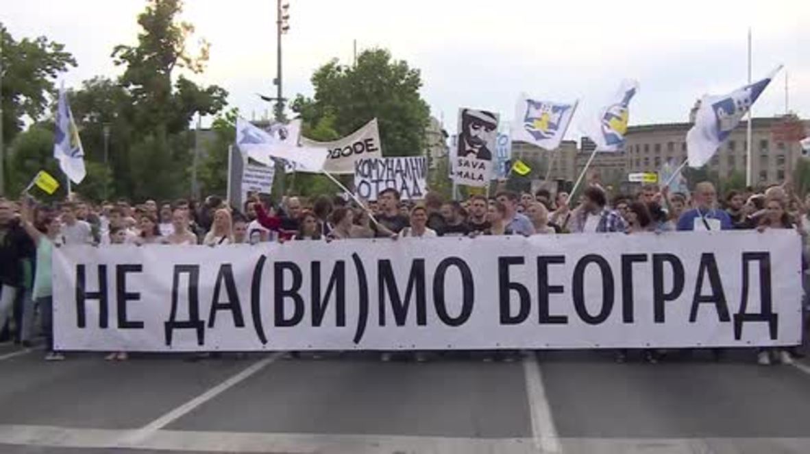 Serbia: 20,000 protesters say 'NO' to controversial Belgrade Waterfront project