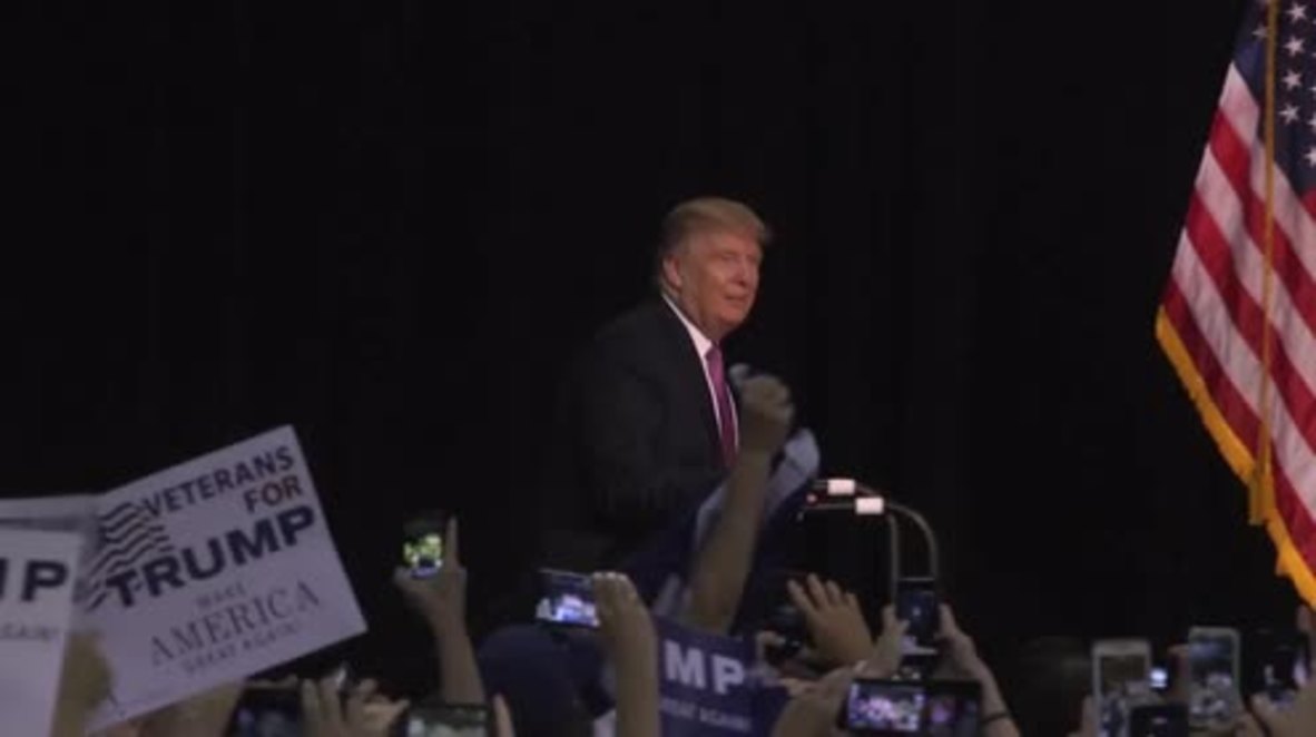USA: Trump claims Putin calls him 'brilliant'