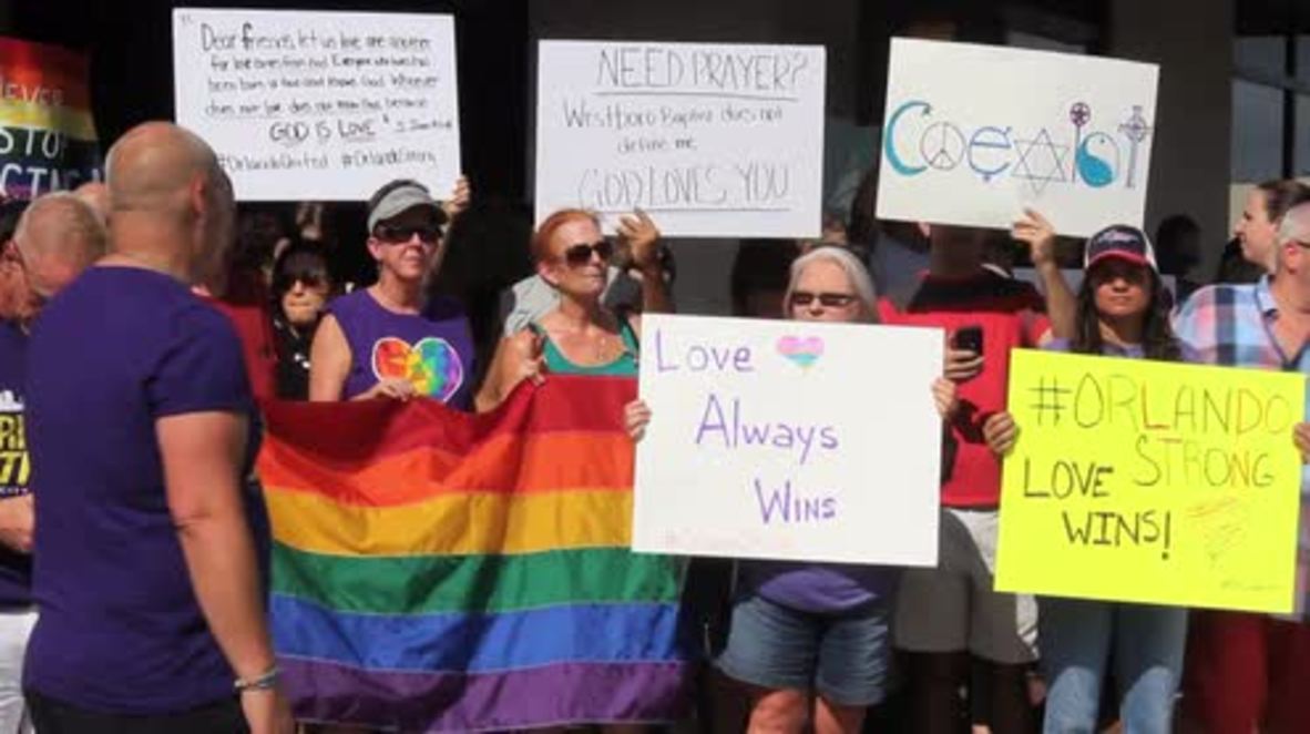 USA: Activists block anti-LGBTQ protest outside Orlando shooting victim's funeral
