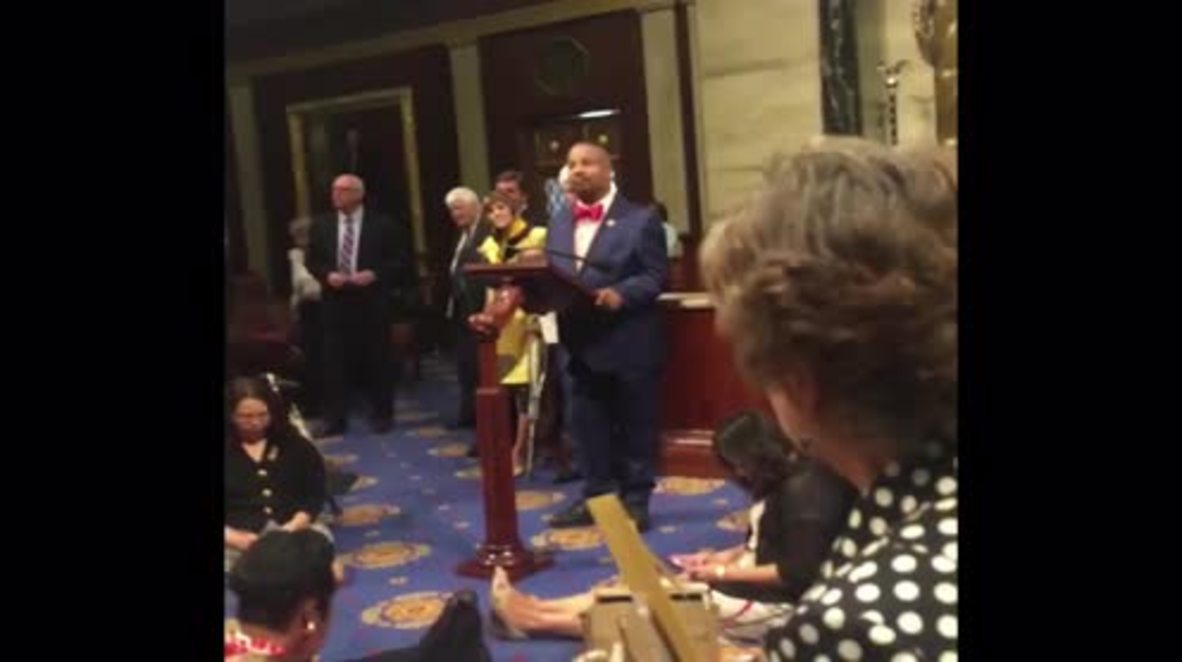 USA: Democrats occupy House of Representatives, hold sit-in on gun control