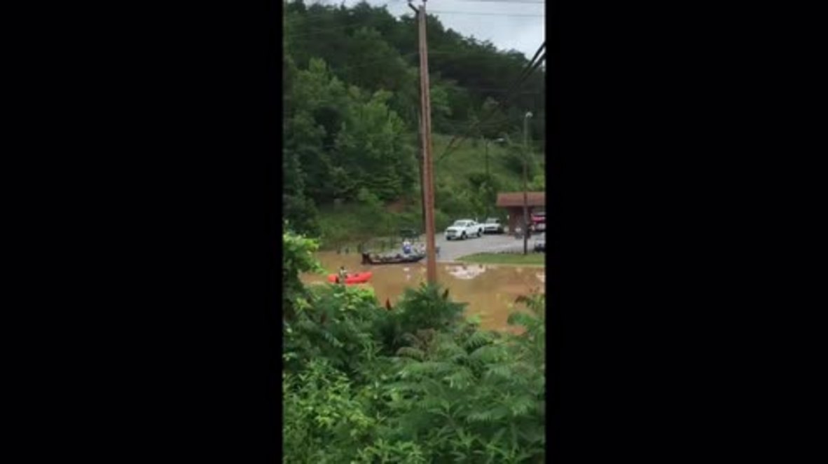 USA: At least 20 killed in historic floods across West Virginia