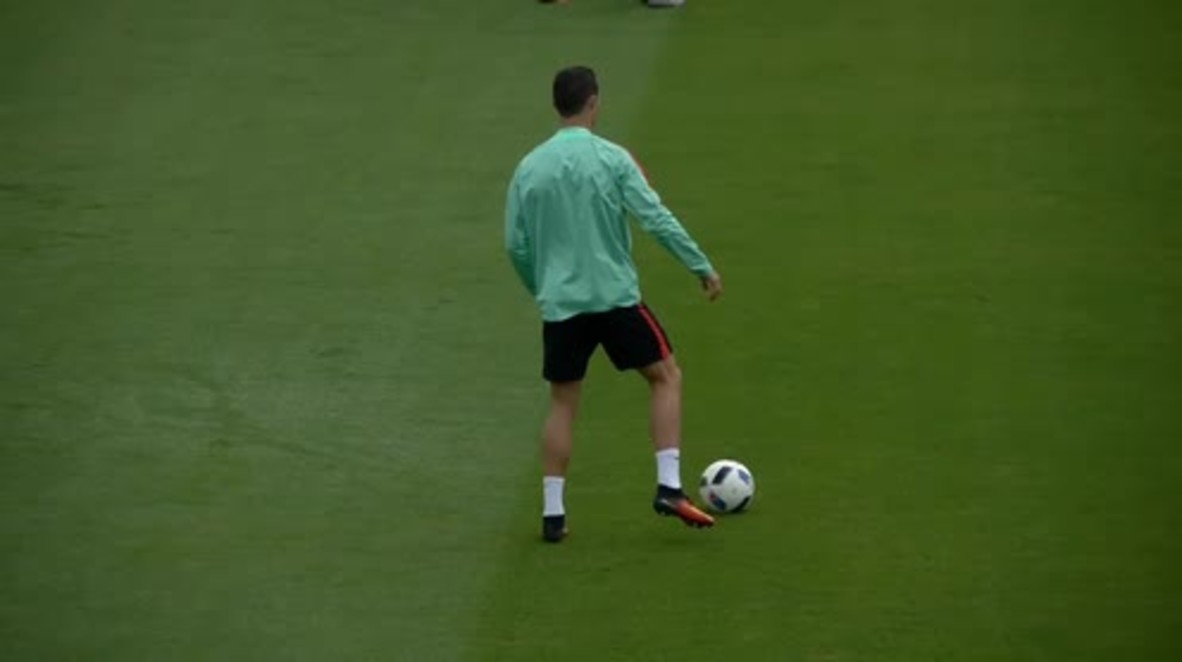 France: Ronaldo attends Portuguese training in Marcoussis ahead of QF clash
