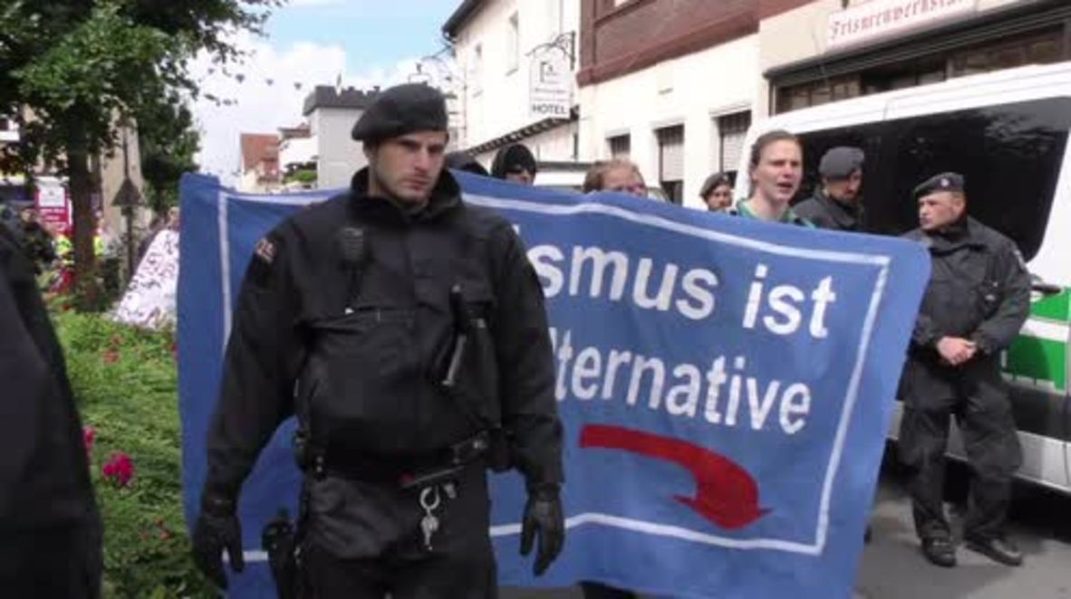 Germany: Hundreds of anti-fascists picket AfD national congress in Werl