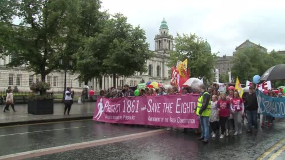UK: Thousands of pro-life supporters march through Belfast