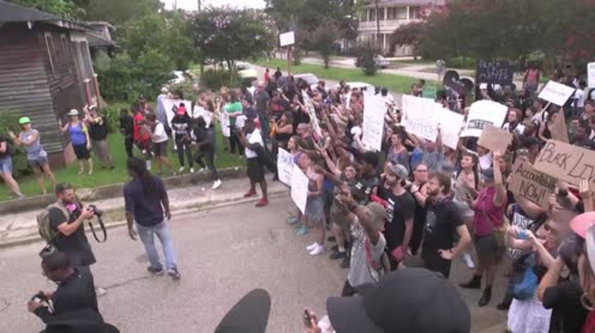 USA: Up to 40 Black Lives Matter protesters arrested in Baton Rouge