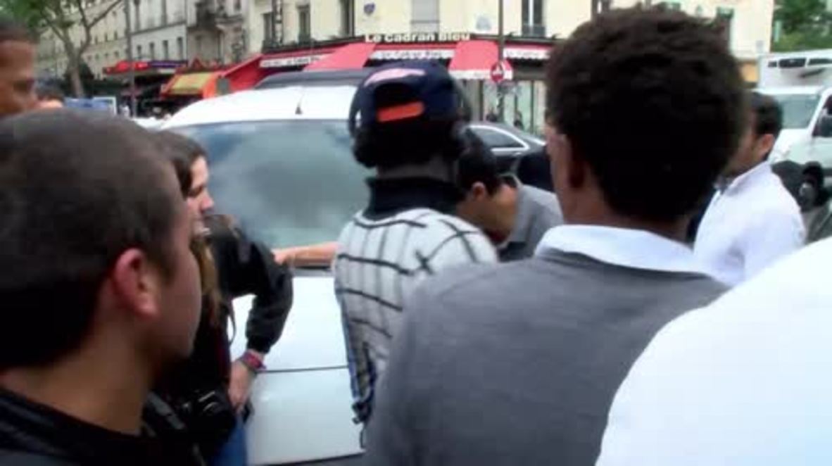France: Tensions high as refugees protest for asylum in Paris