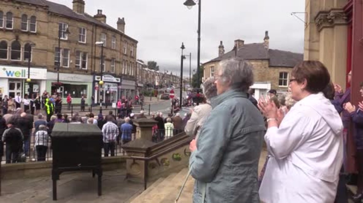 UK: Mourners gather for funeral of Labour MP Jo Cox