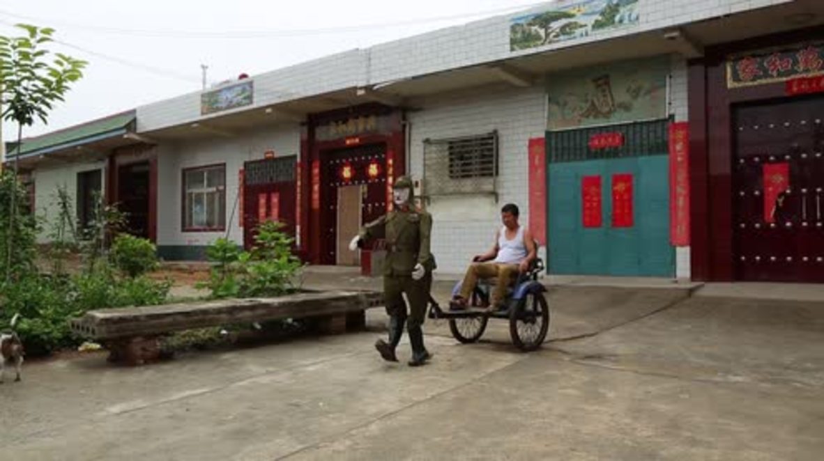 China: Ex-Chinese soldier creates self-driving 'Japanese Devil Rickshaw'