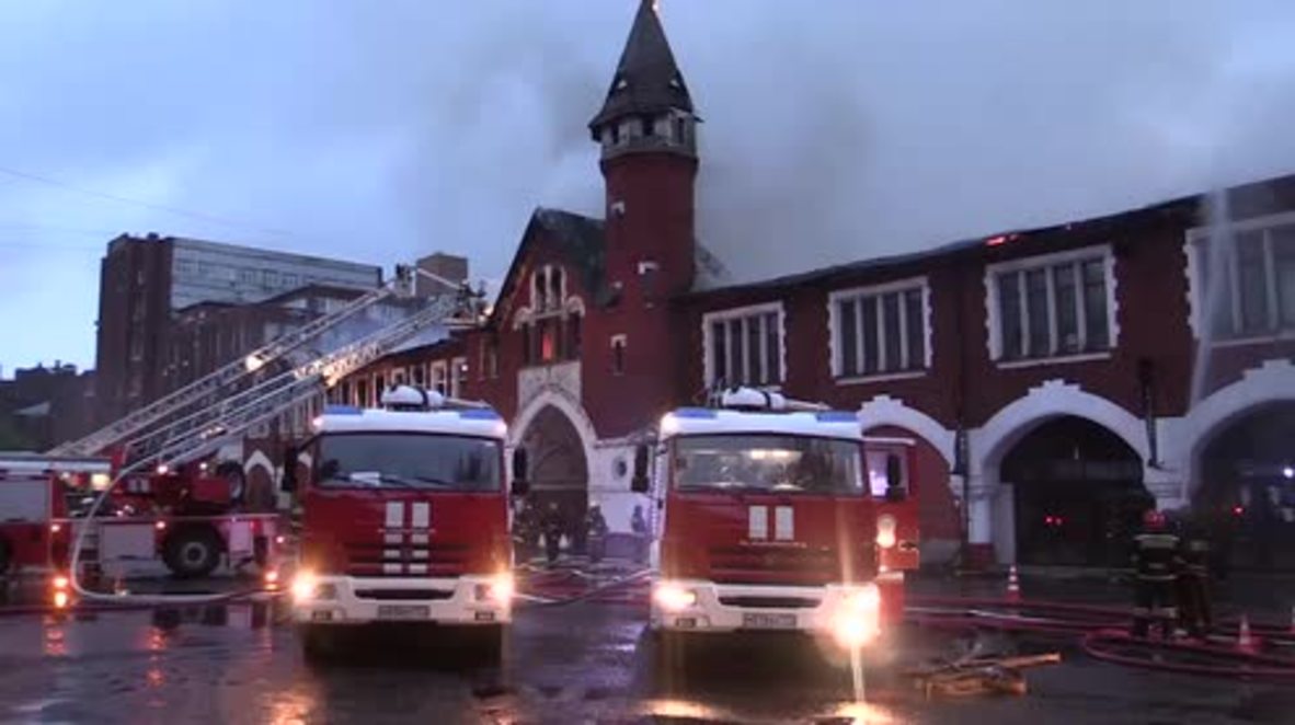 Russia: Emergency services contain large fire in one of Moscow's oldest brewery