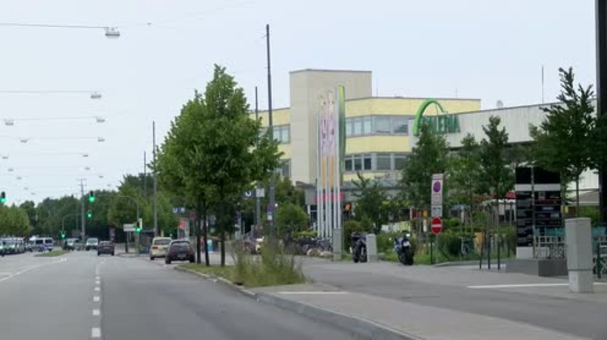 Germany: Munich police maintain heavy presence following mall shooting