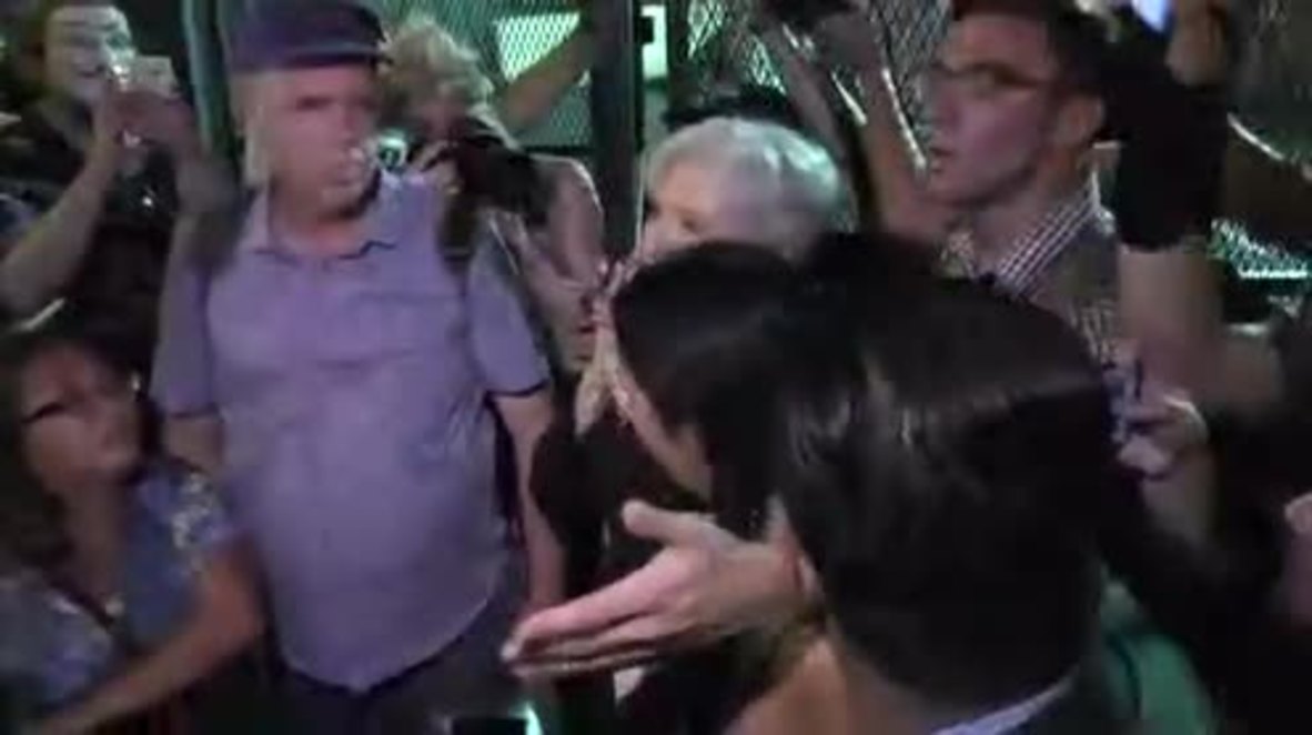 USA: Jill Stein joins anti-Hillary protest in attempt to crash Democratic convention